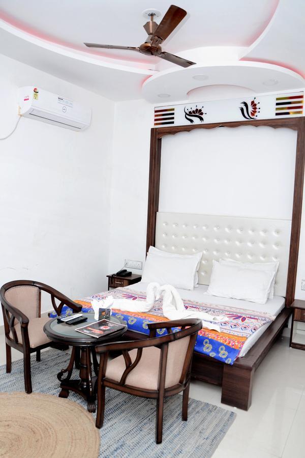 Hotel Pratap Regal Bharatpur Ngoại thất bức ảnh